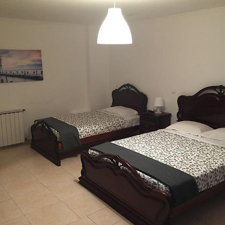 Maison d'hôtes Granada Holidays à São Martinho do Porto Extérieur photo