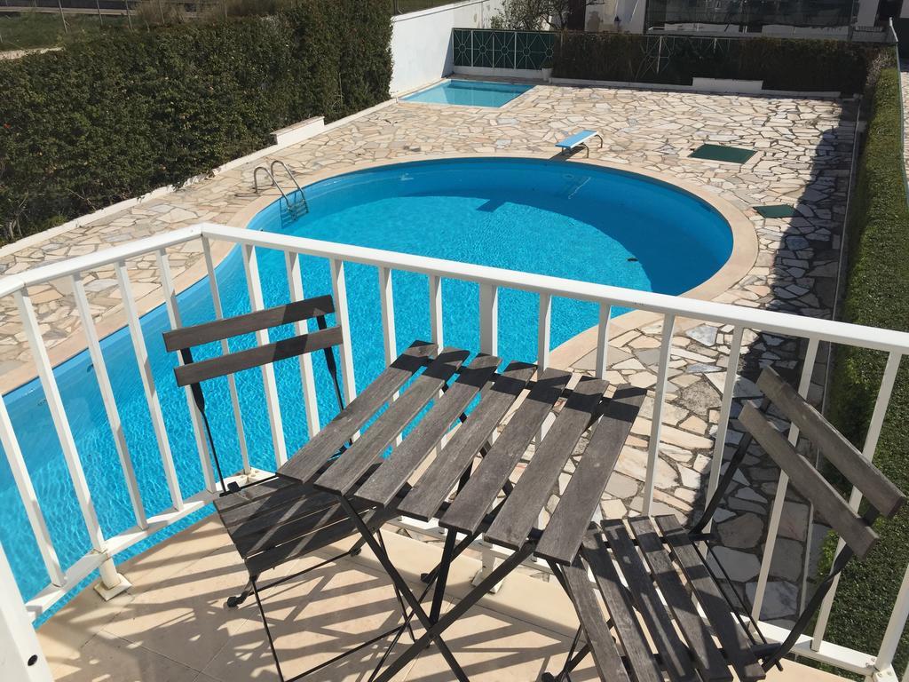 Maison d'hôtes Granada Holidays à São Martinho do Porto Chambre photo