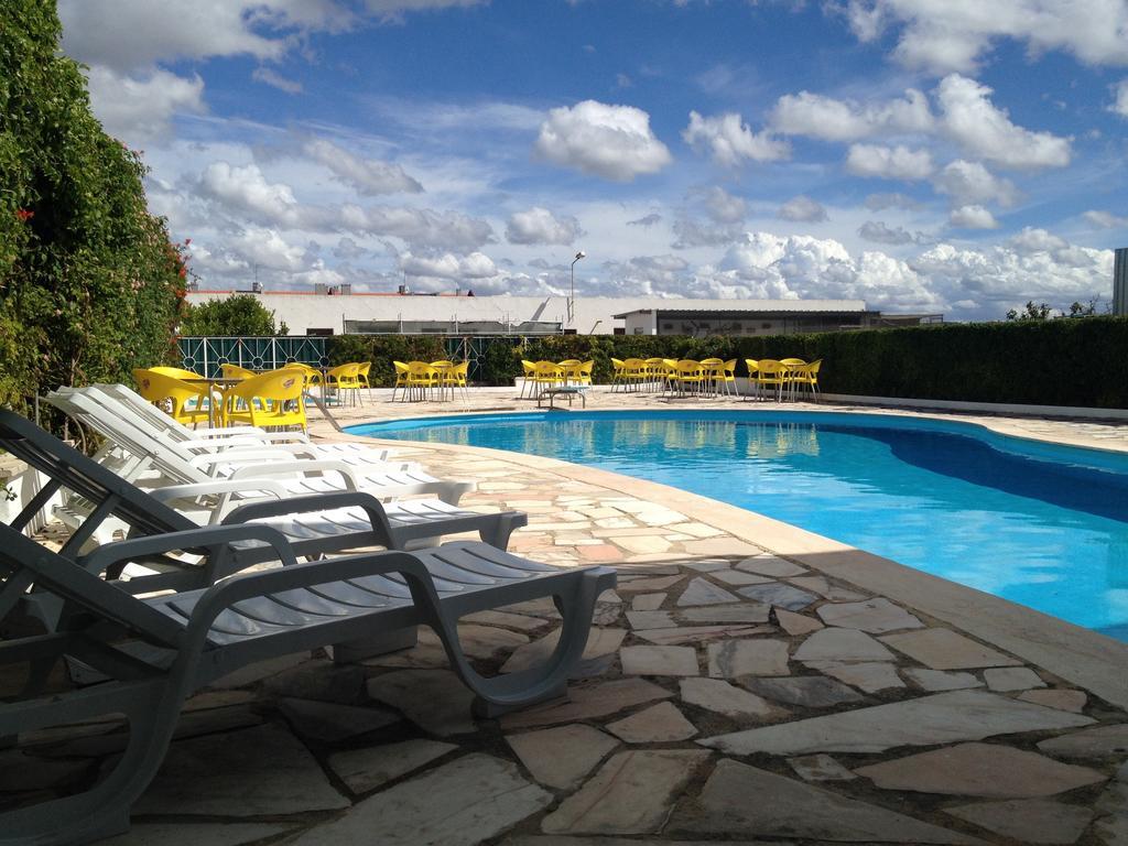 Maison d'hôtes Granada Holidays à São Martinho do Porto Extérieur photo